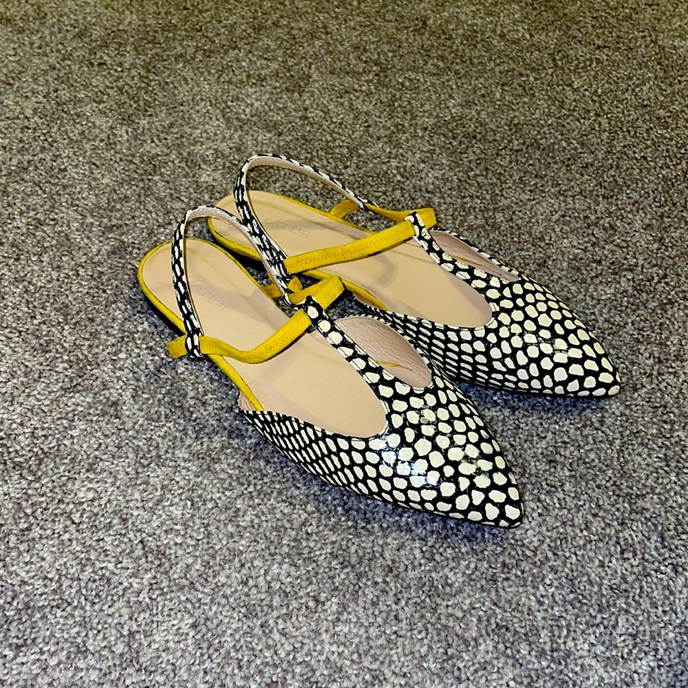 Very classy women’s flats